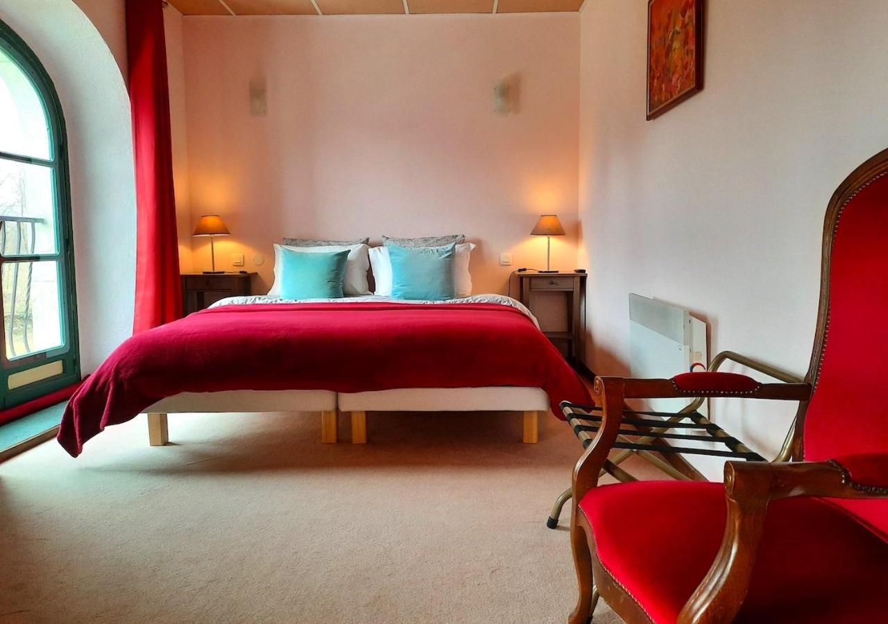 Domaine Lou Castet Bed & Breakfast