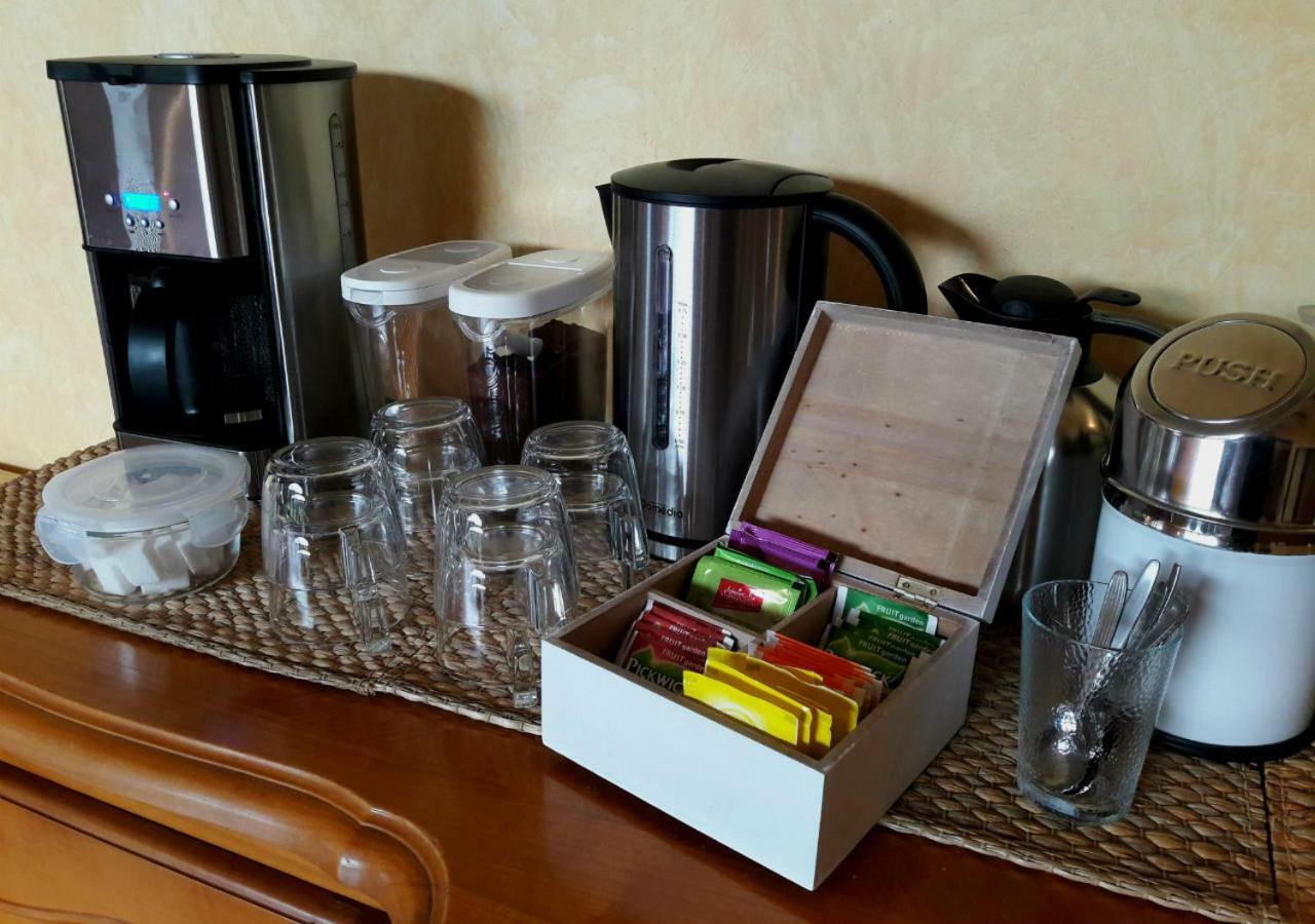 Domaine Lou Castet Bed & Breakfast *